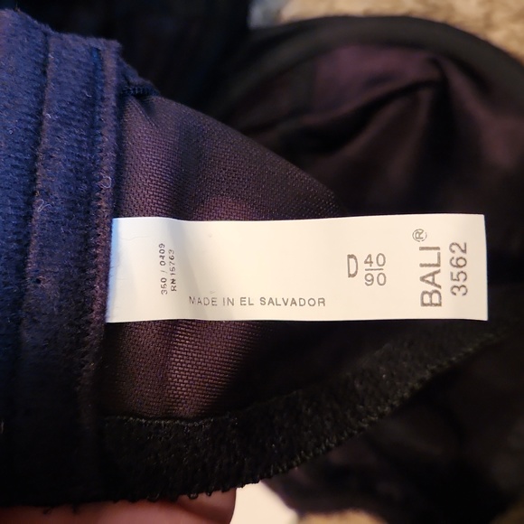 Bali Satin Tracings Minimizer Bra - Picture 9 of 9